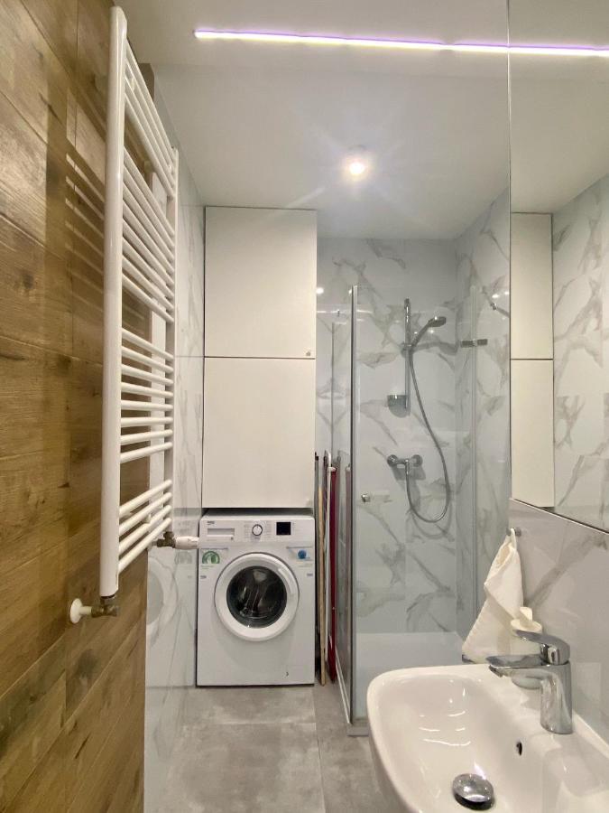 Enes Apartments Legnicka Street A Wroclaw Luaran gambar