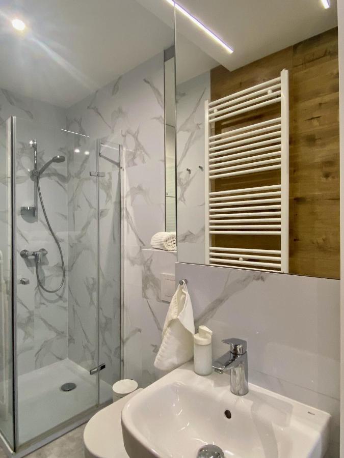 Enes Apartments Legnicka Street A Wroclaw Luaran gambar